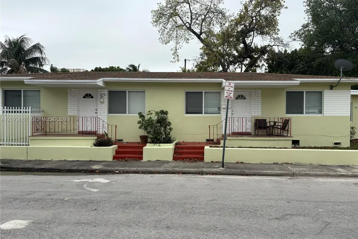 1000 NW 39th St, Miami FL 33127