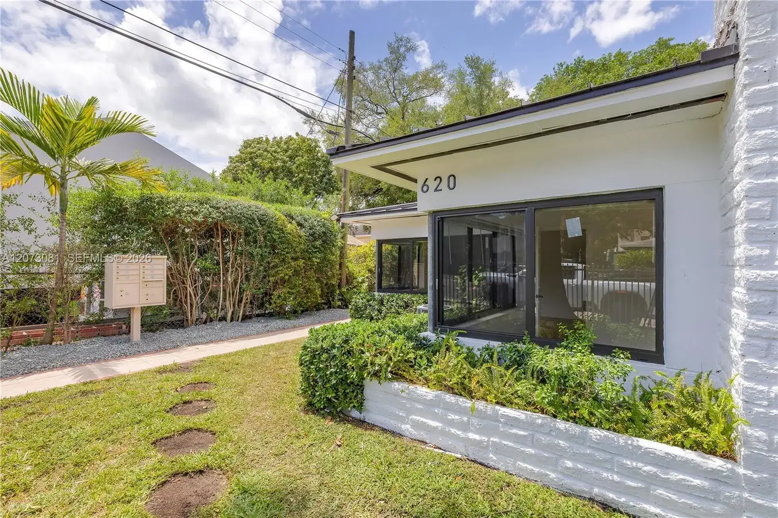 620 SW 6th Ave, Miami FL 33130 photo 4