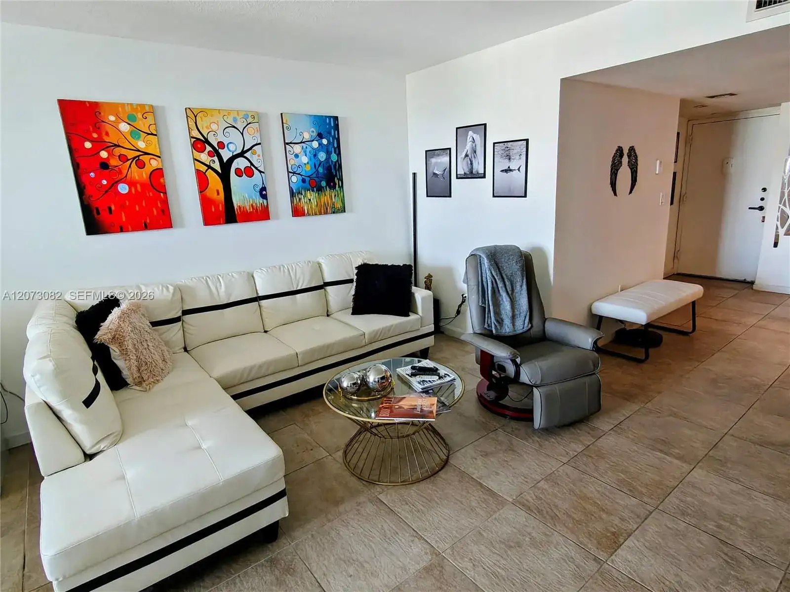 2333 Brickell Ave # 2814, Miami FL 33129 photo 3