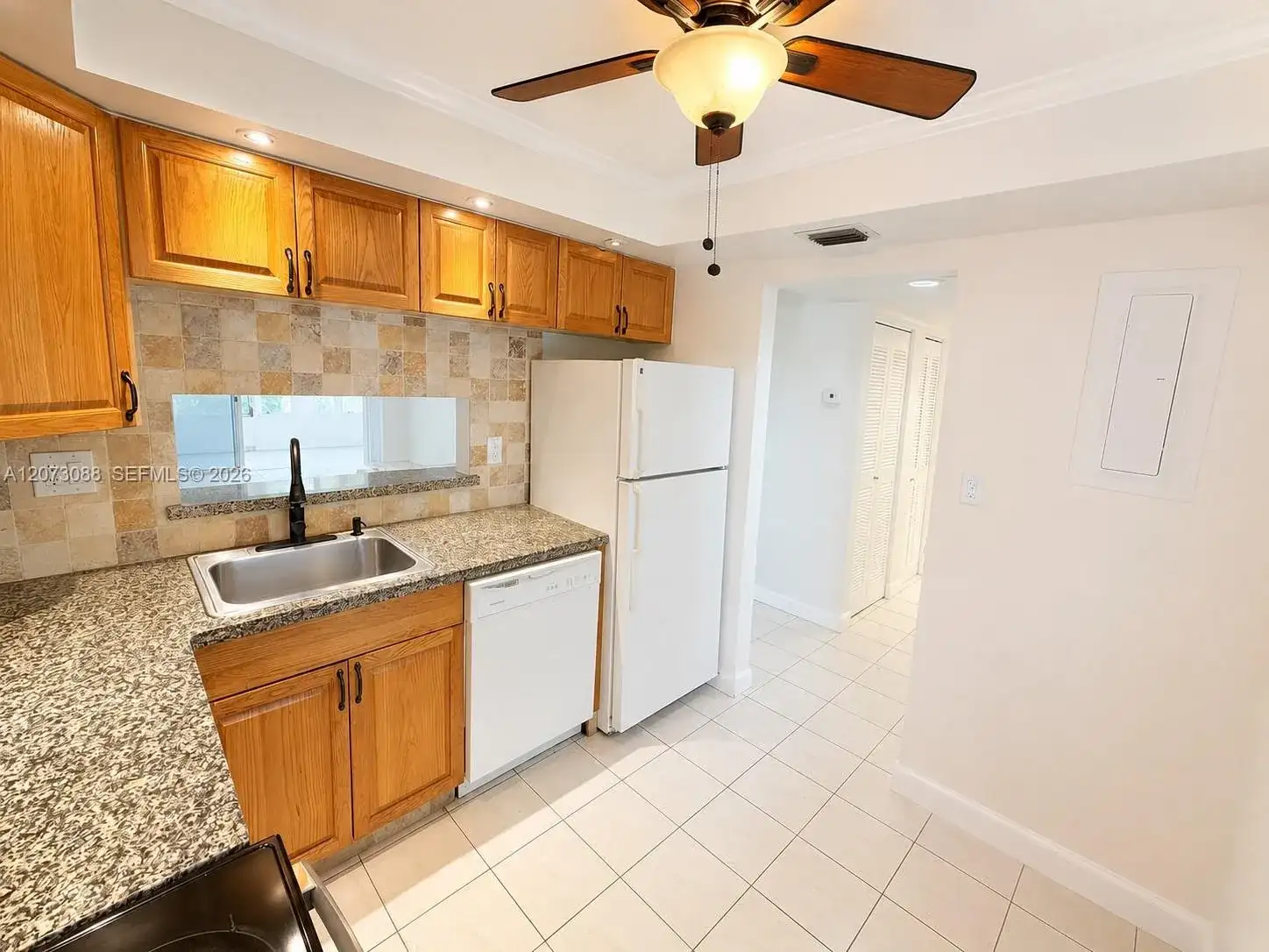 3141 NW 47th Ter # 324, Lauderdale Lakes FL 33319 photo 3