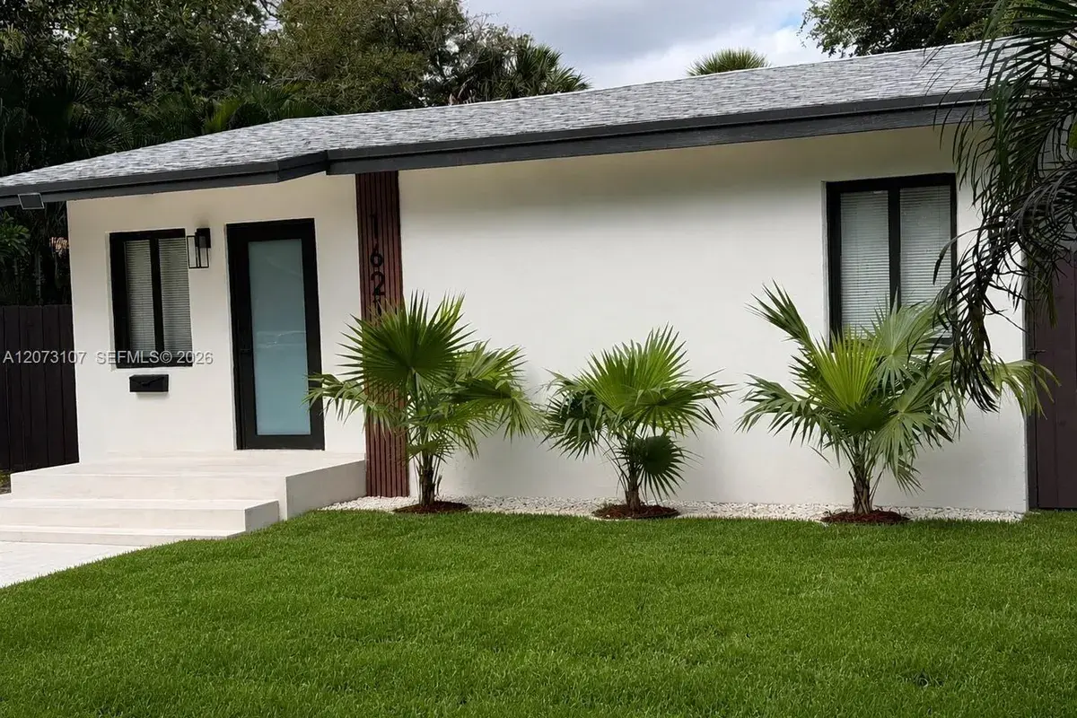 1621 SW 11th Ct, Fort Lauderdale FL 33312