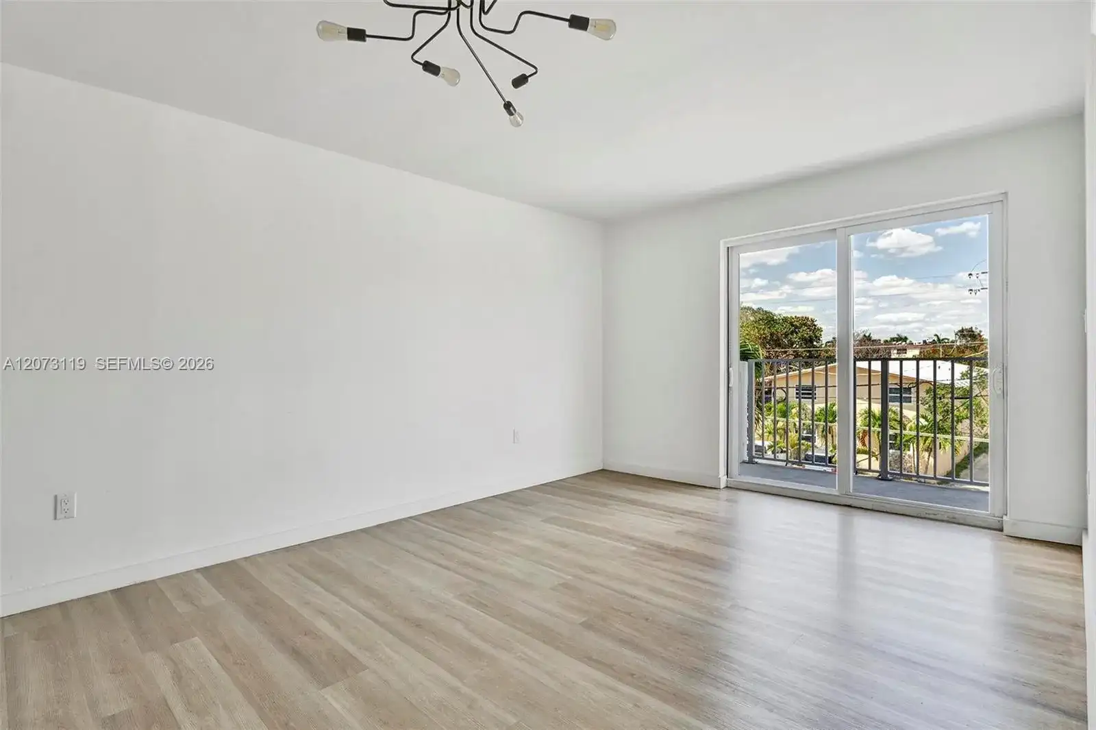 620 SW 10th St # 305, Miami FL 33130 photo 5