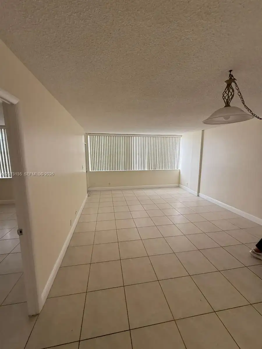 2025 NE 164th St # 801, North Miami Beach FL 33162 photo 2