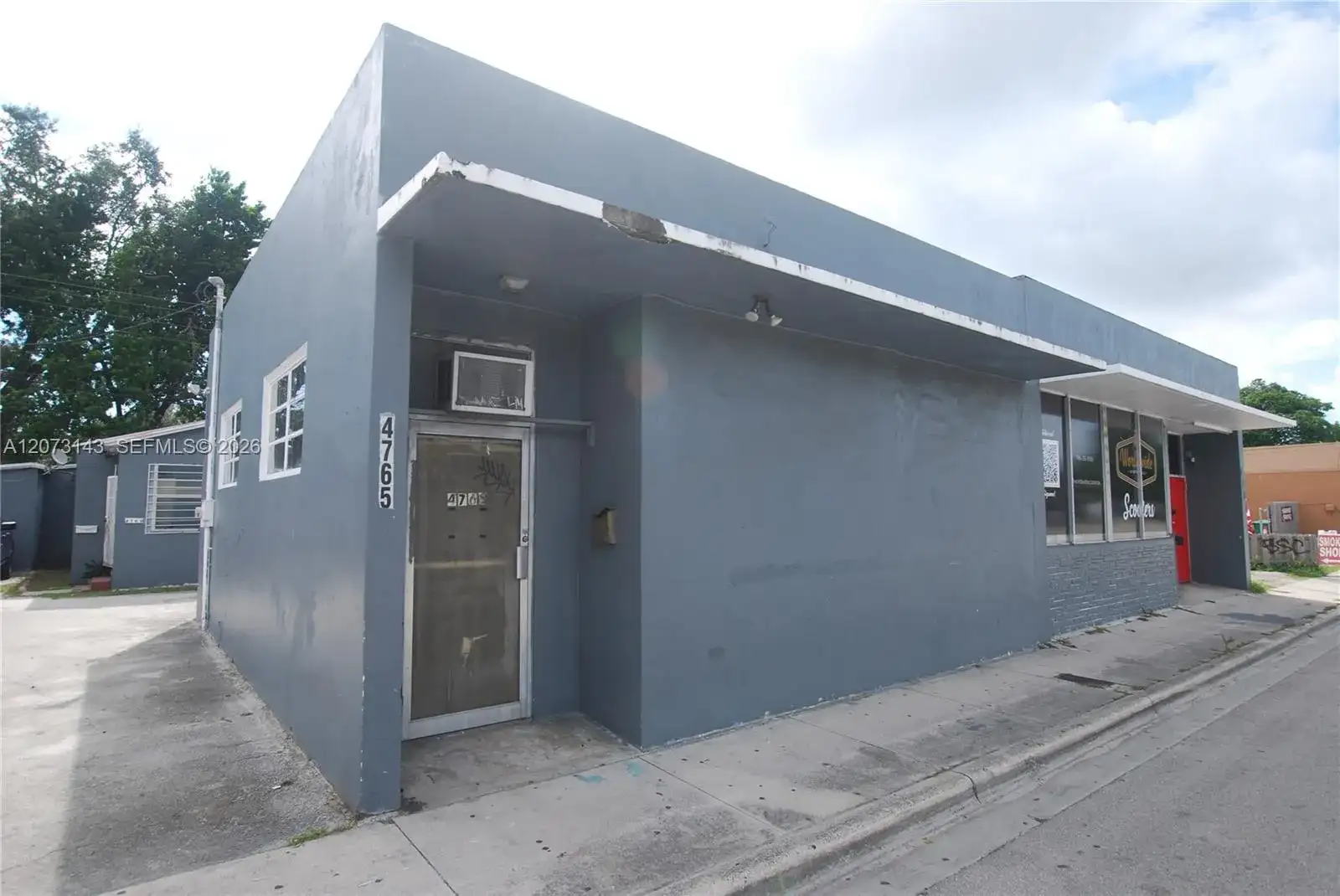 4769 NW 17th Ave, Miami FL 33142 photo 2