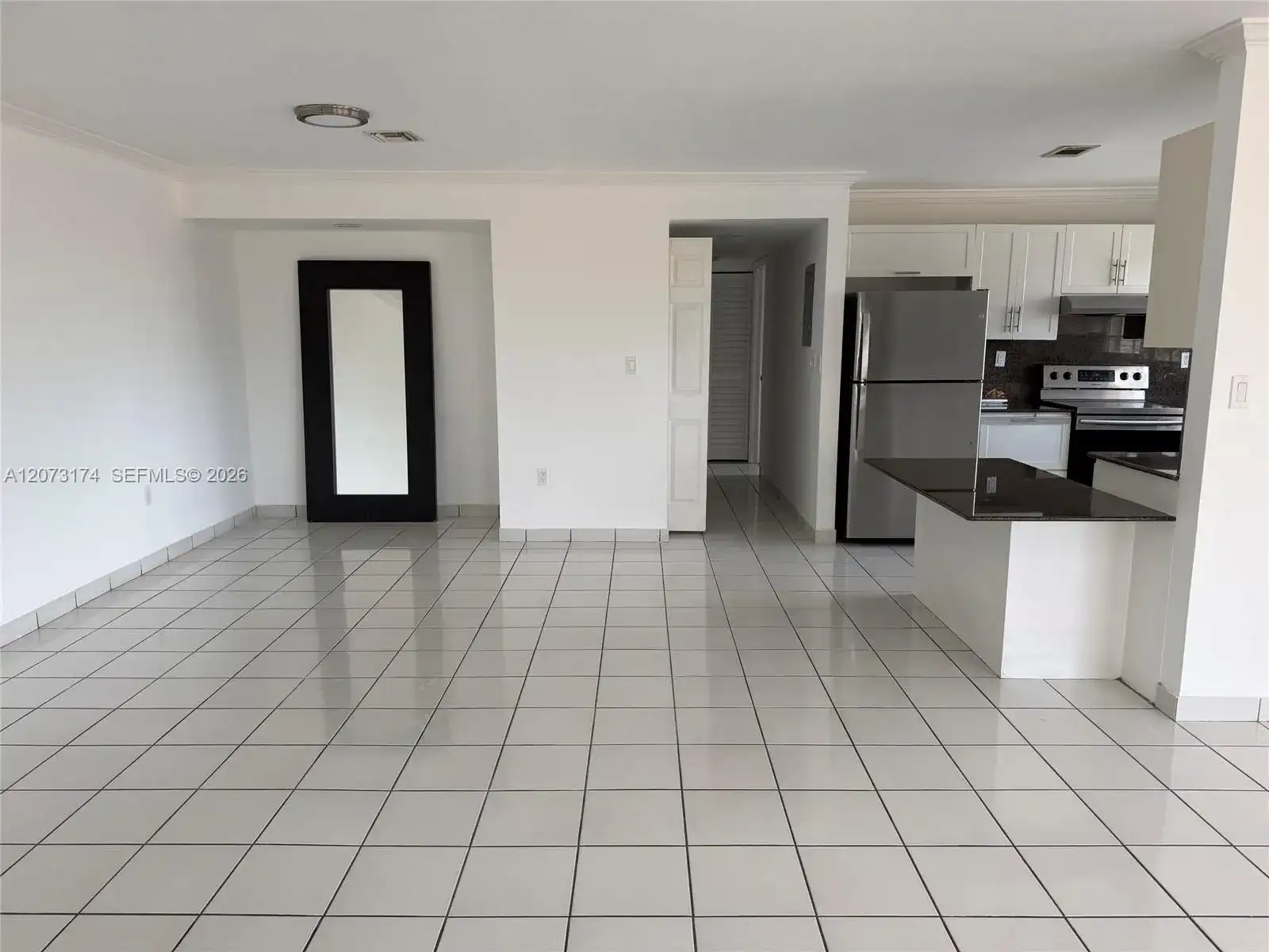 37 Majorca Ave # 402, Coral Gables FL 33134