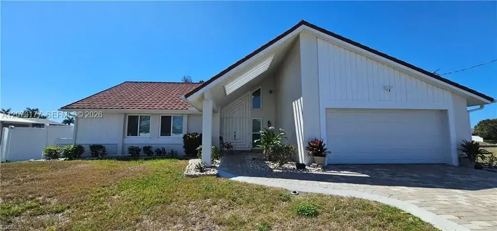 420 SE 15TH TER, Cape Coral FL 33990