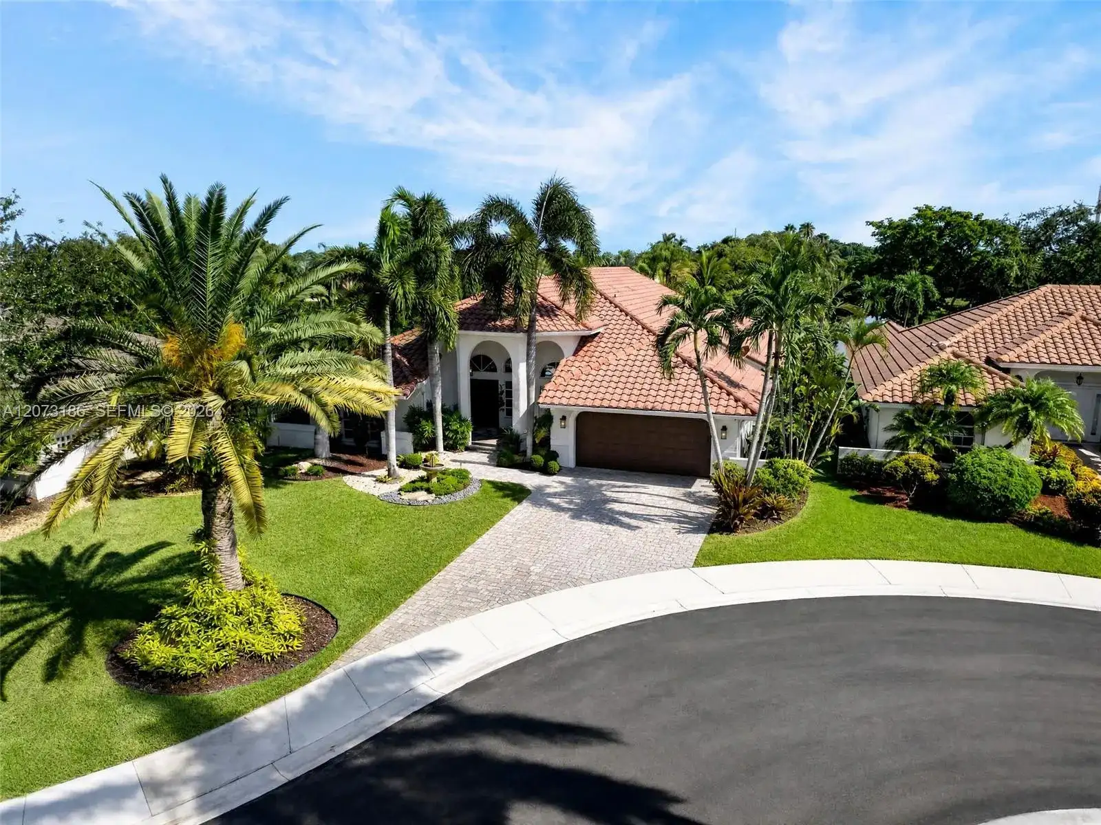 719 Crystal Ct, Weston FL 33326 photo 2