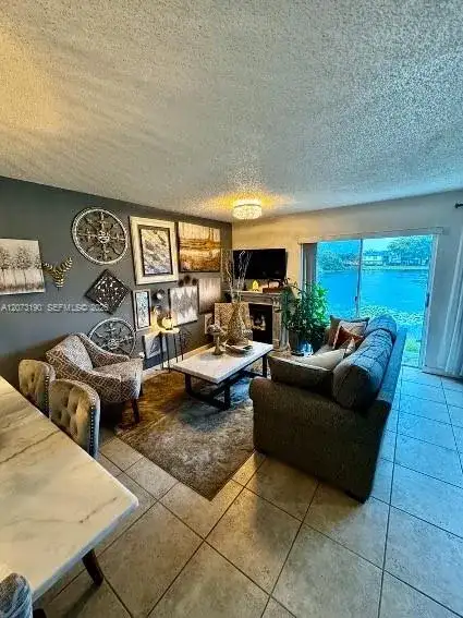 333 SW 86th Ave # 104, Pembroke Pines FL 33025 photo 5