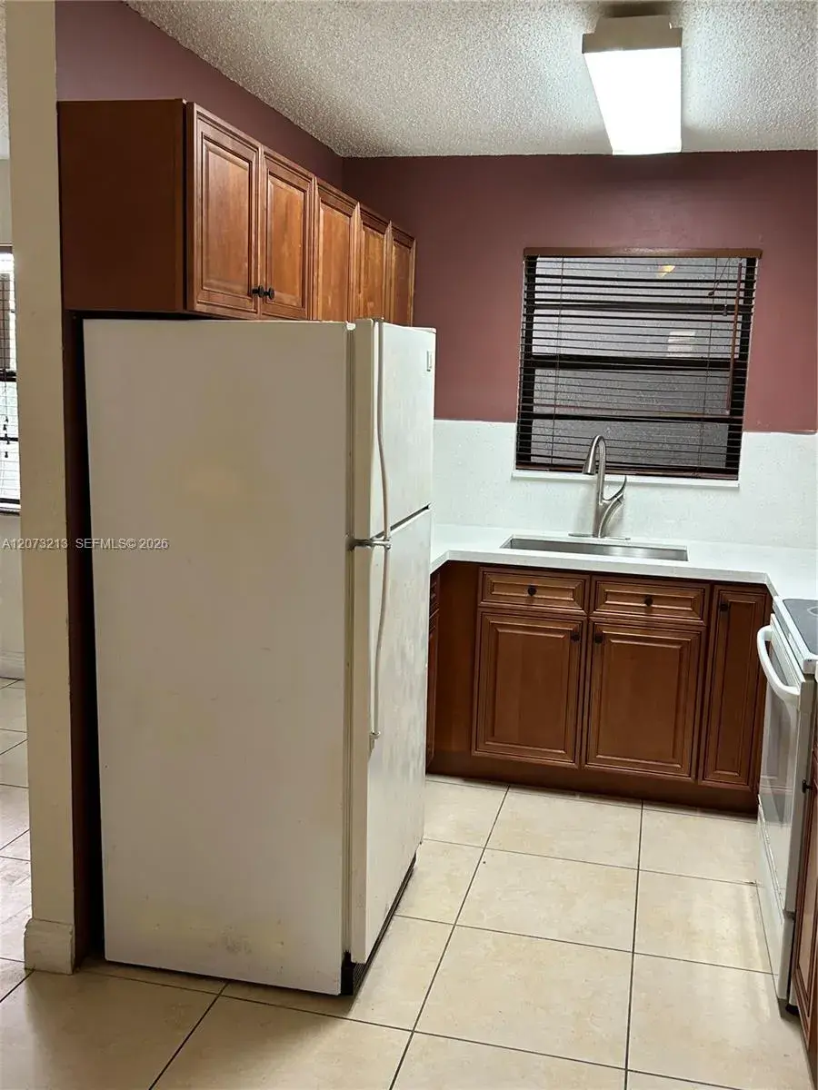 1925 Madison St # 22, Hollywood FL 33020