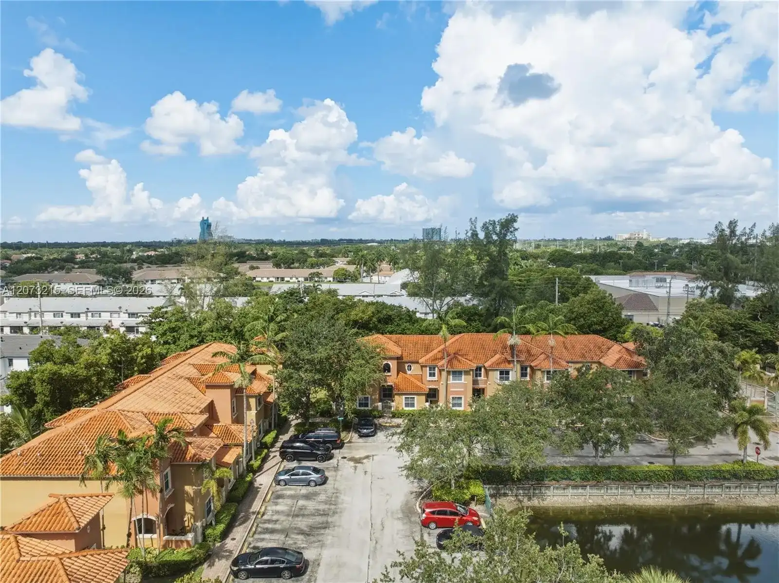 4965 W White Mangrove Way W # 1, Dania Beach FL 33312