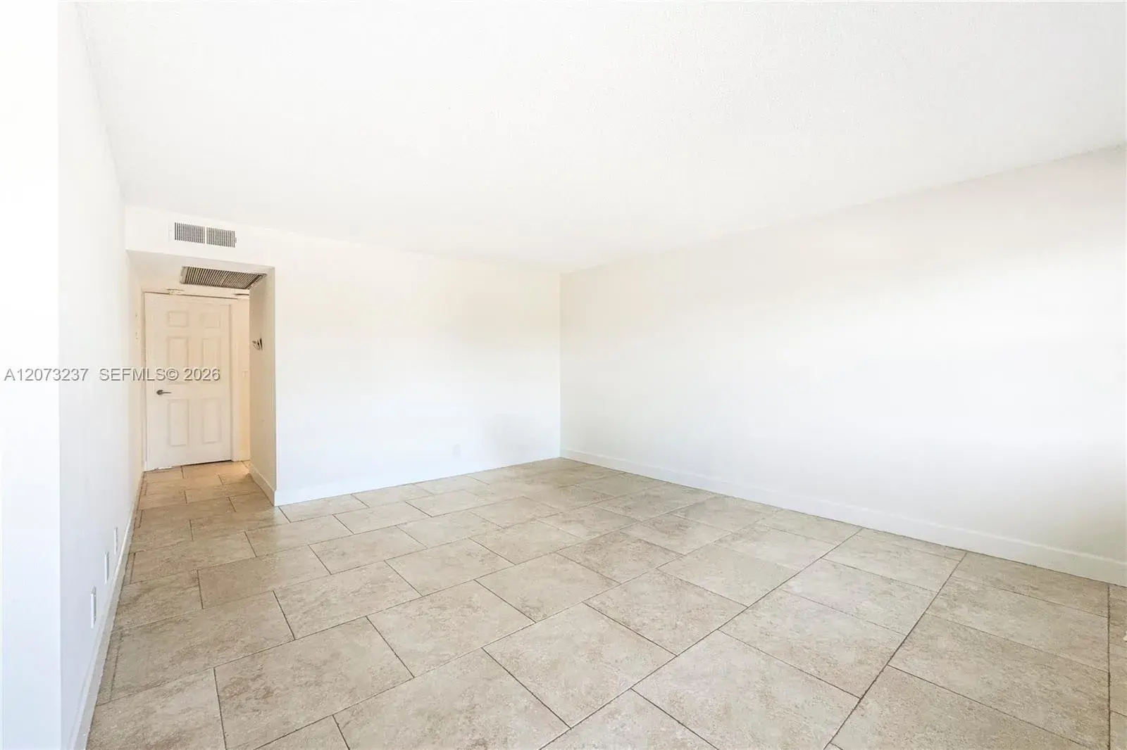 382 Wellington K # 382, West Palm Beach FL 33417