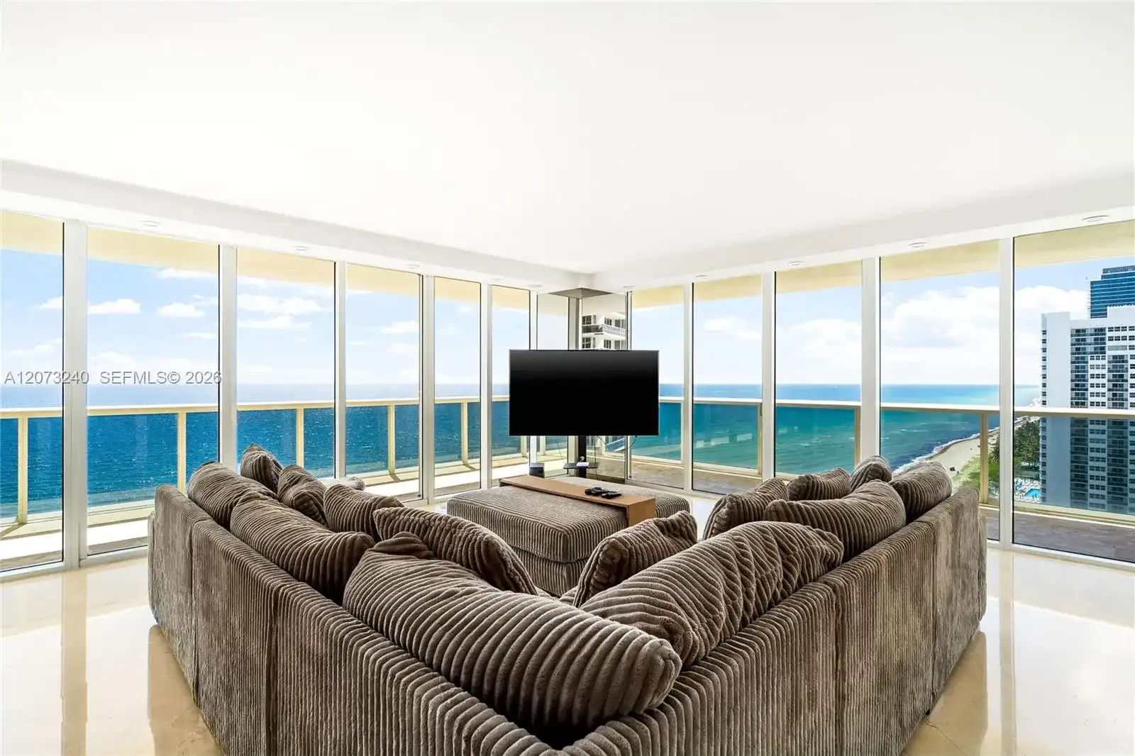 1830 Ocean Dr # 1702, Hallandale Beach FL 33009