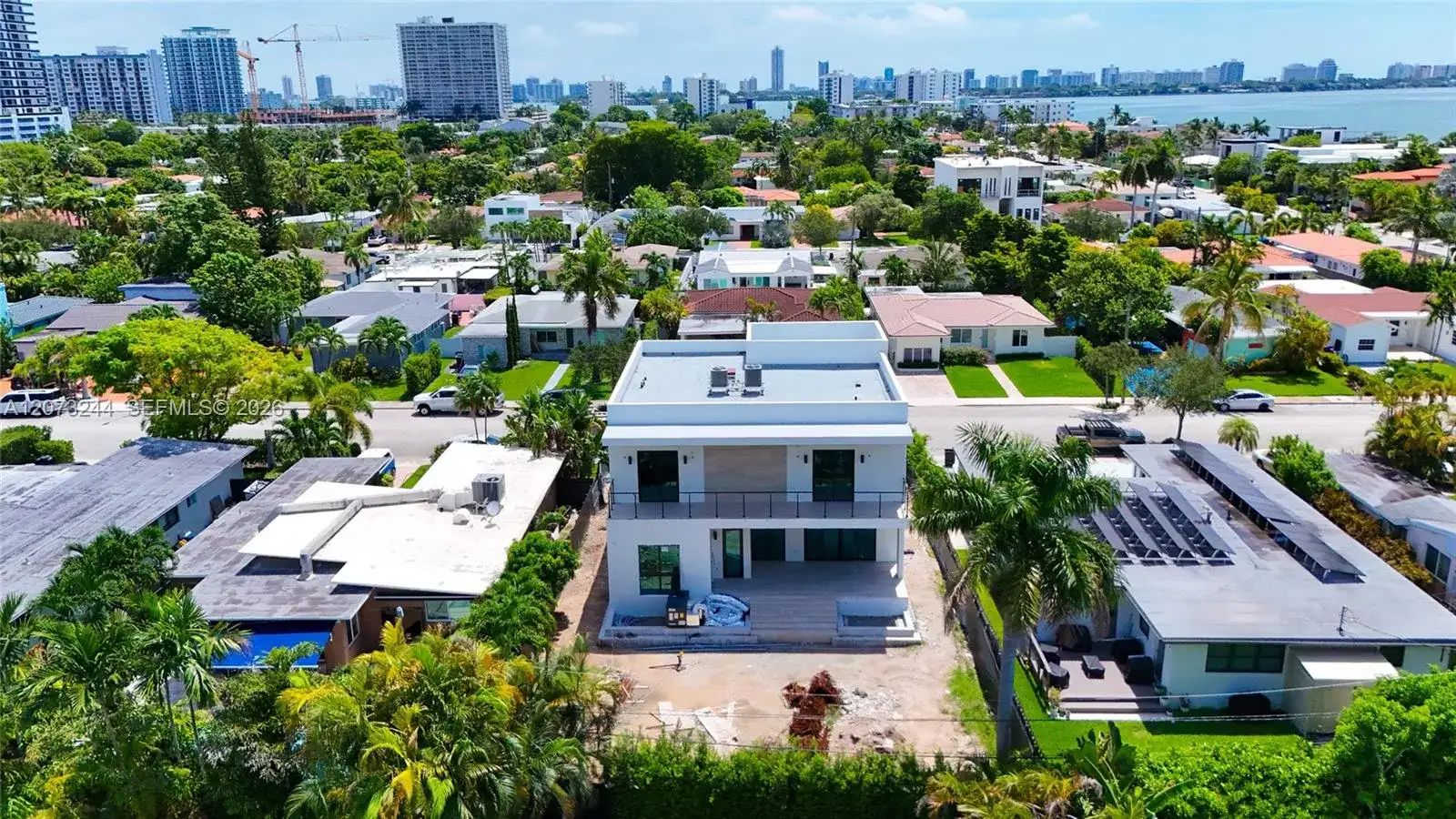 7516 Bounty Ave, North Bay Village FL 33141 photo 5