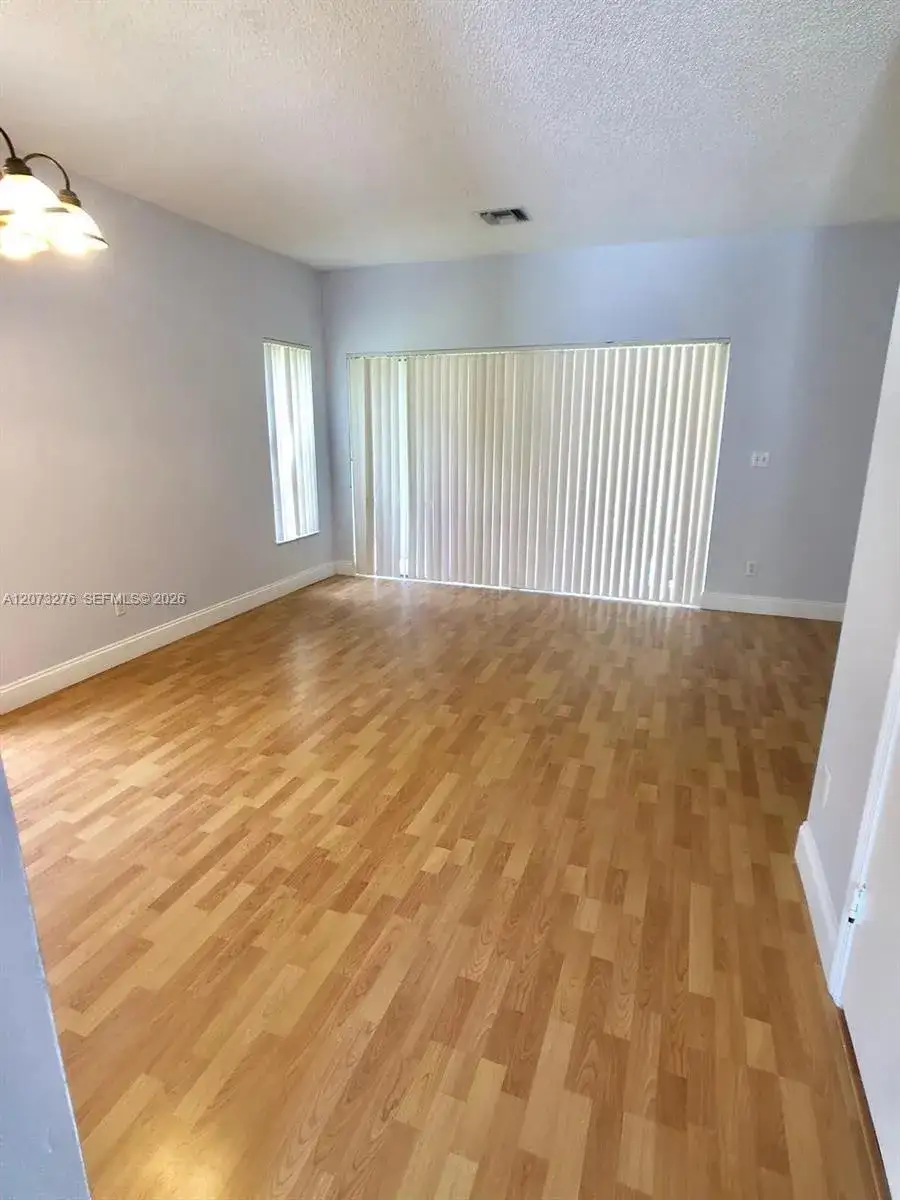 12218 SW 8th Ct, Pembroke Pines FL 33025 photo 4