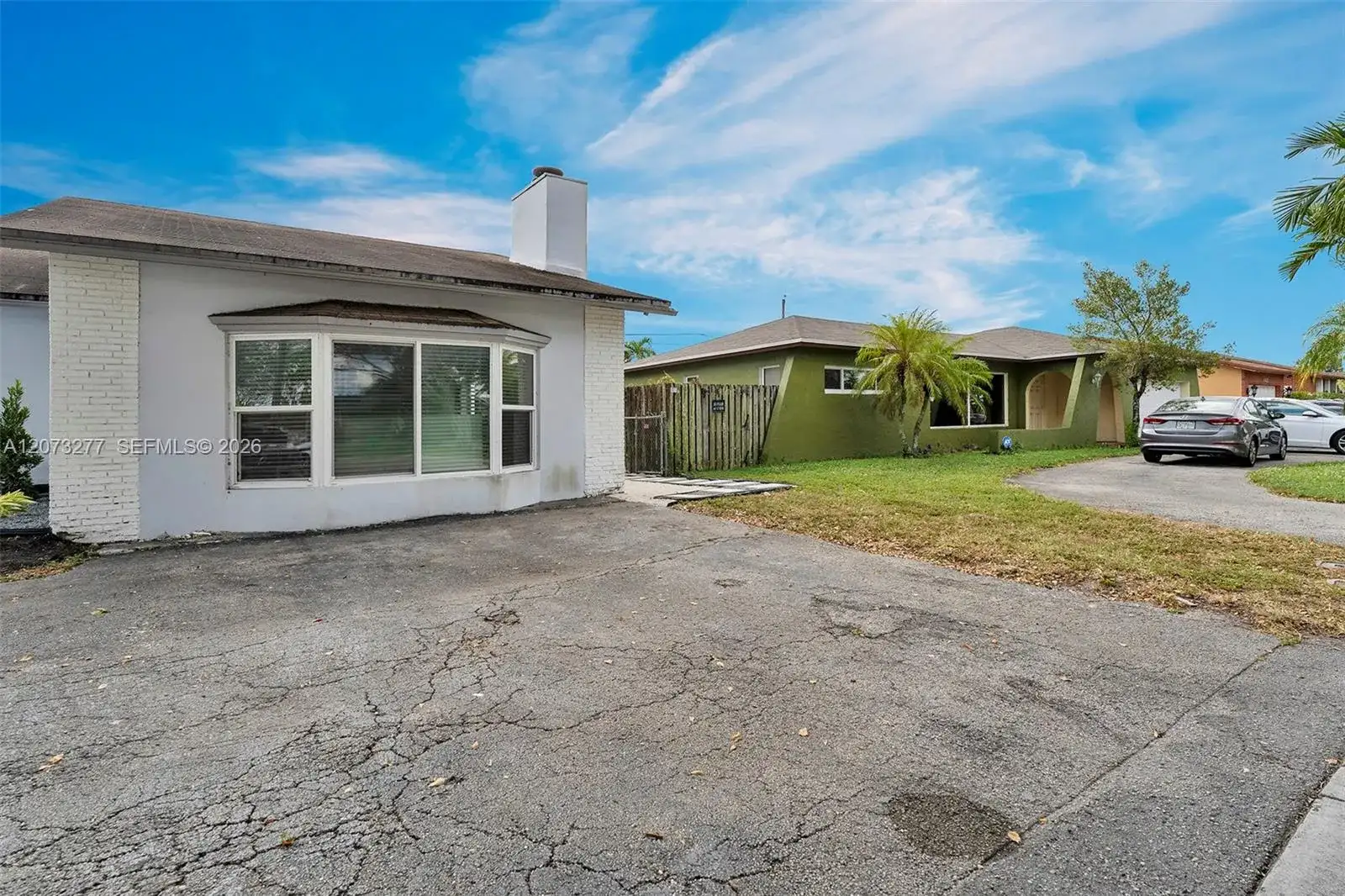 10430 Sunset Strip, Sunrise FL 33322 photo 2