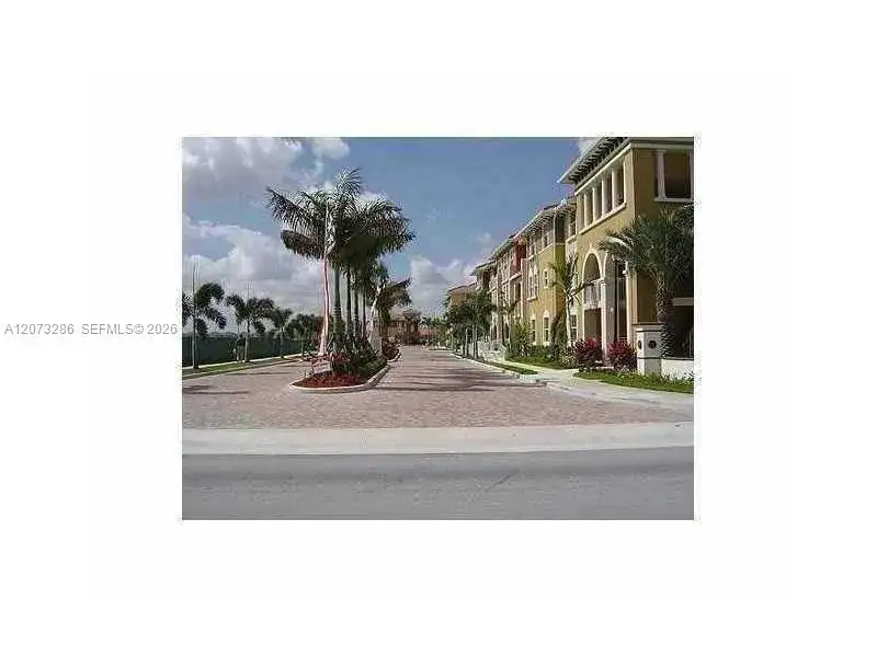 10800 NW 88th Ter # 102, Doral FL 33178 photo 2