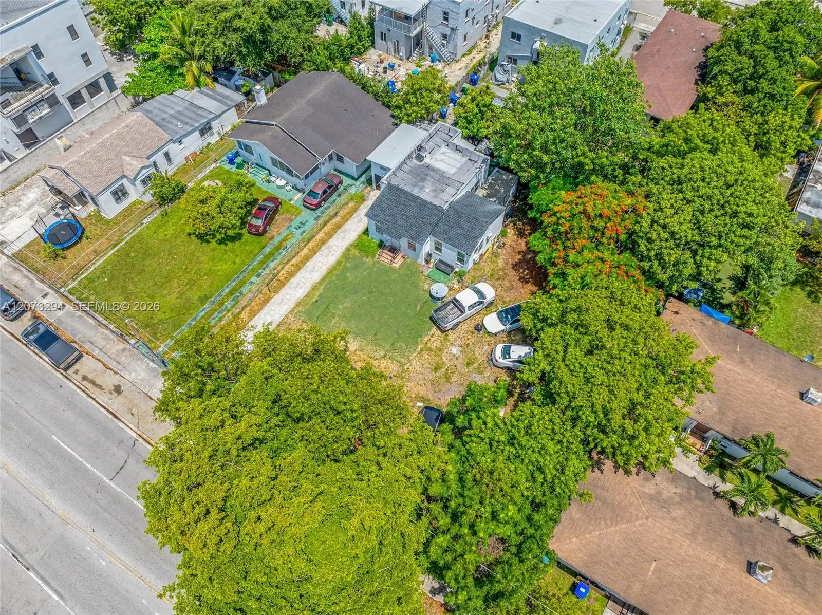 1027 NW 29th St, Miami FL 33127 photo 4