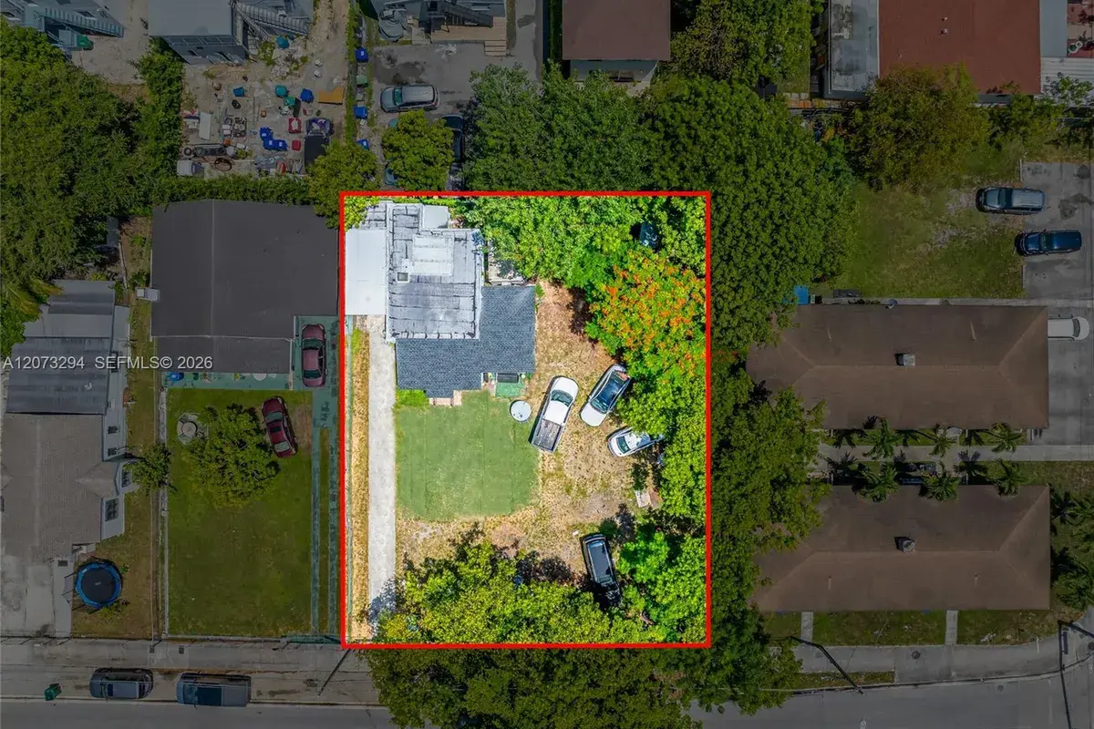 1027 NW 29th St, Miami FL 33127