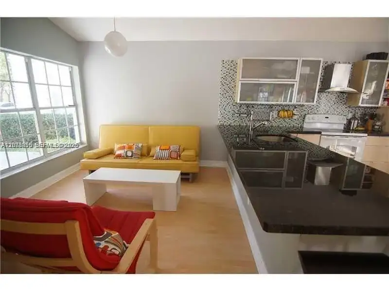 882 Garnet Cir # 882, Weston FL 33326 photo 2
