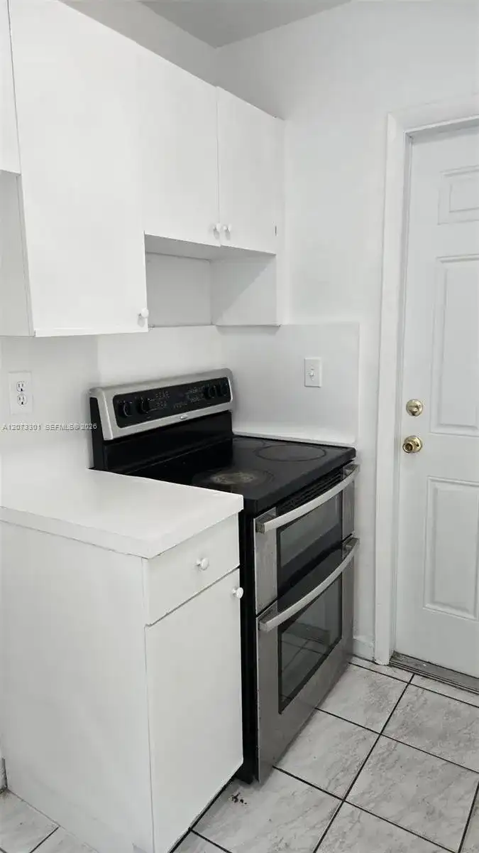 1345 NW 28th St # 1, Miami FL 33142