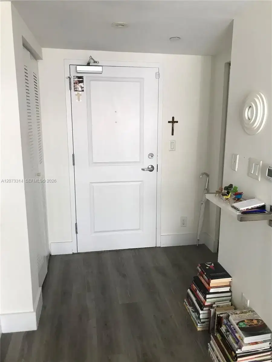 111 E Flagler St # 701, Miami FL 33131 photo 2