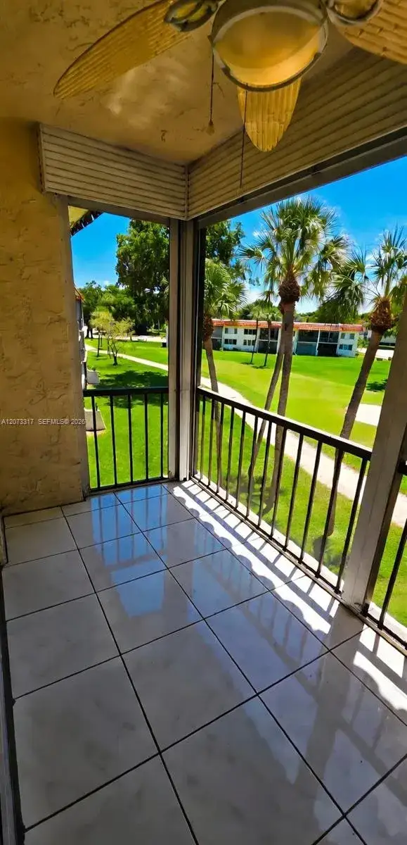 8911 S Hollybrook Blvd # 310, Pembroke Pines FL 33025