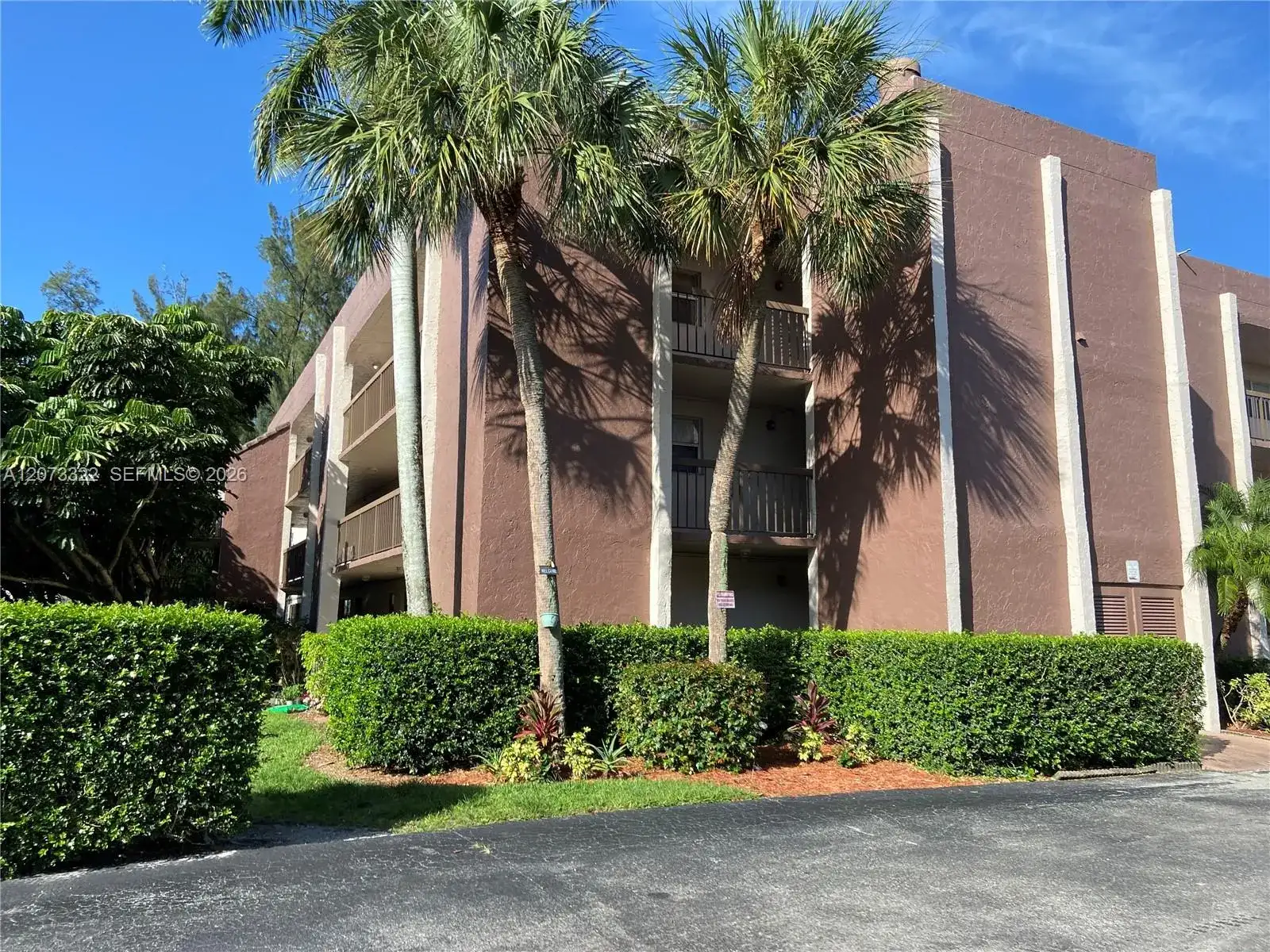 7020 Nova Dr # 209D, Davie FL 33317 photo 2
