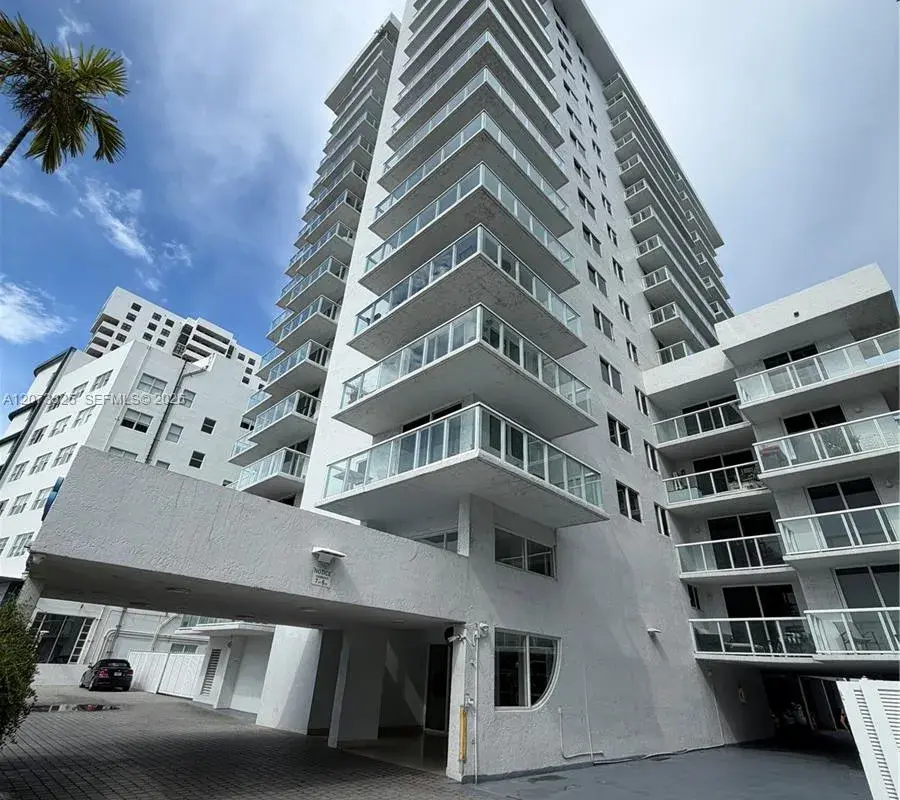 2457 Collins Ave # 1405, Miami Beach FL 33140