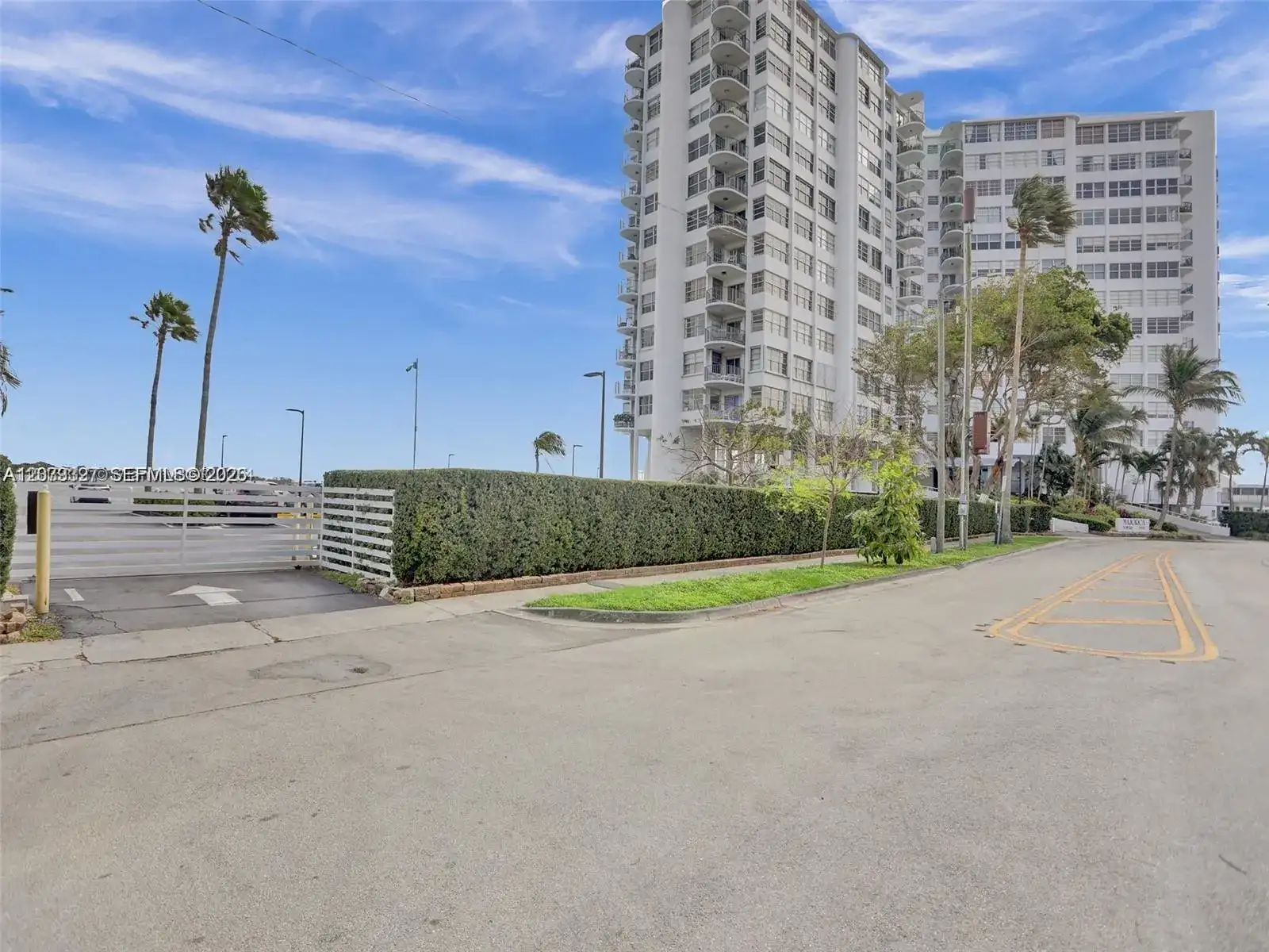 11930 N Bayshore Dr # 1407, North Miami FL 33181 photo 4