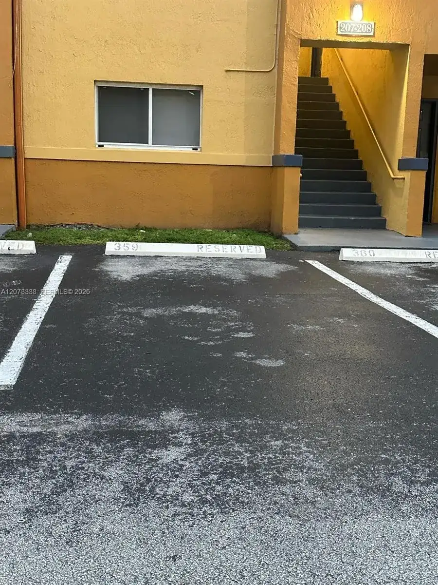 14930 SW 82nd Ter # 506, Miami FL 33193 photo 3