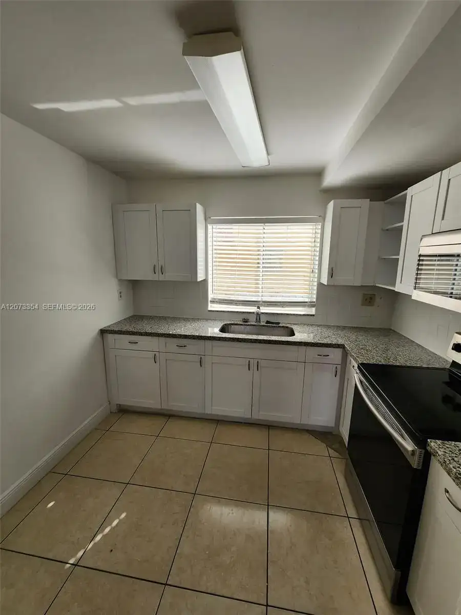 2770 W 61st Pl # 202, Hialeah FL 33016 photo 3