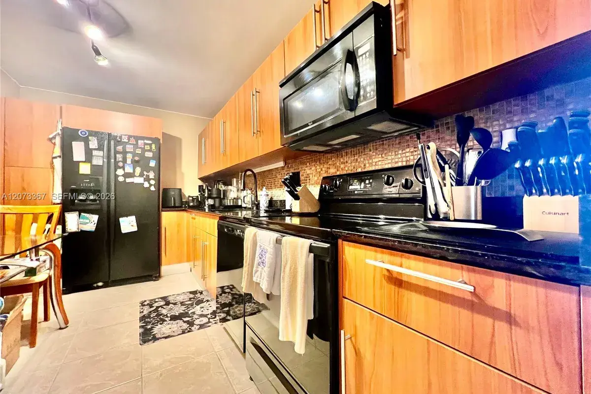 3001 S Ocean Dr # 1201, Hollywood FL 33019