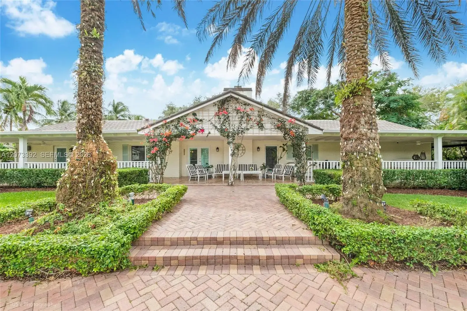 7345 SW 152nd St, Palmetto Bay FL 33157 photo 2