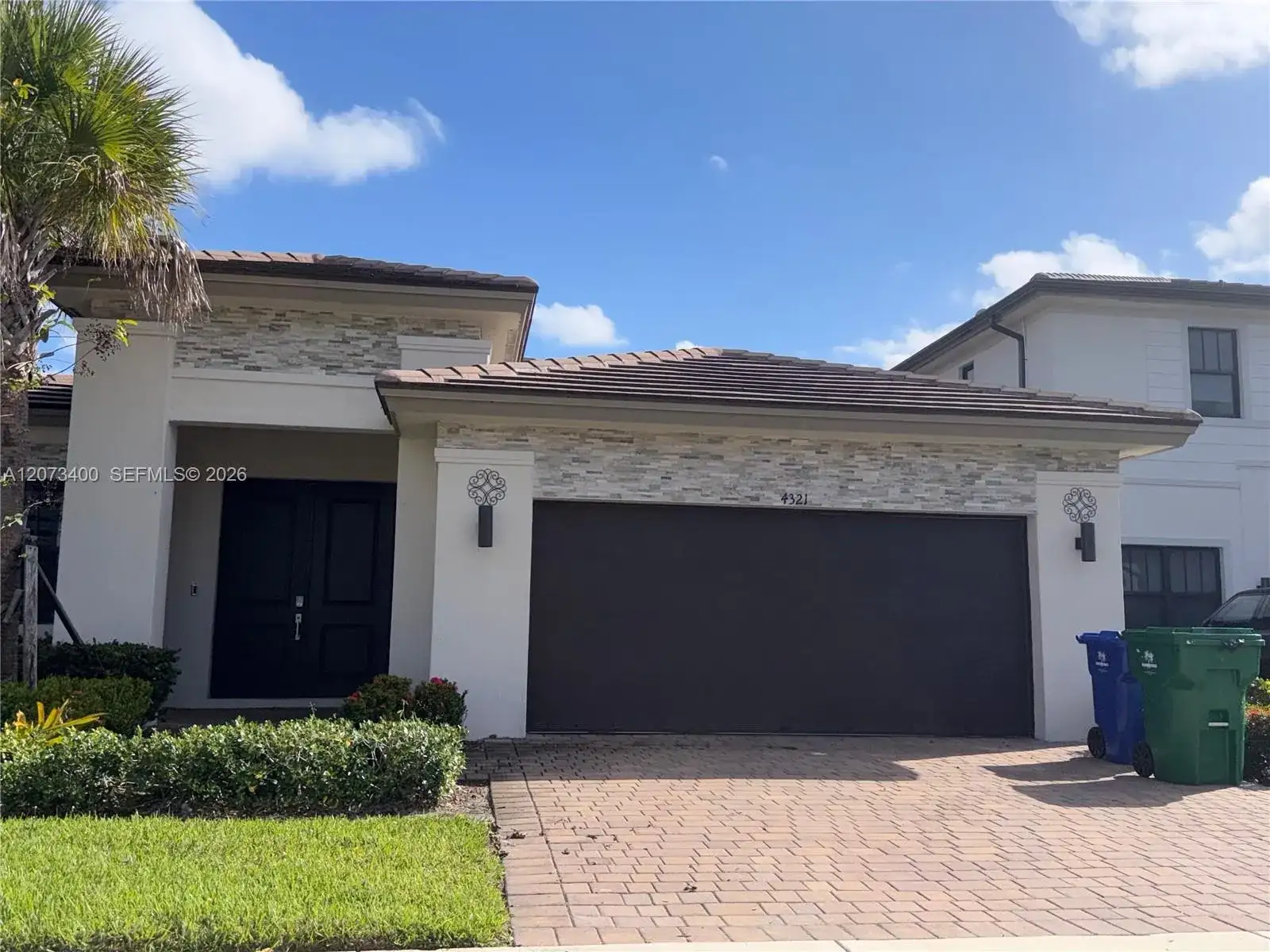 4321 SW 173rd Ave, Miramar FL 33029 photo 2
