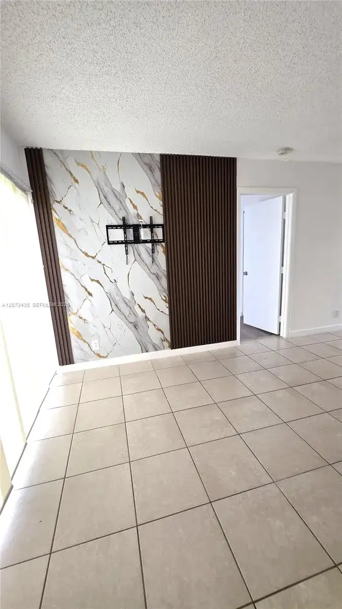 8620 N Sherman Cir # 306, Miramar FL 33025 photo 2