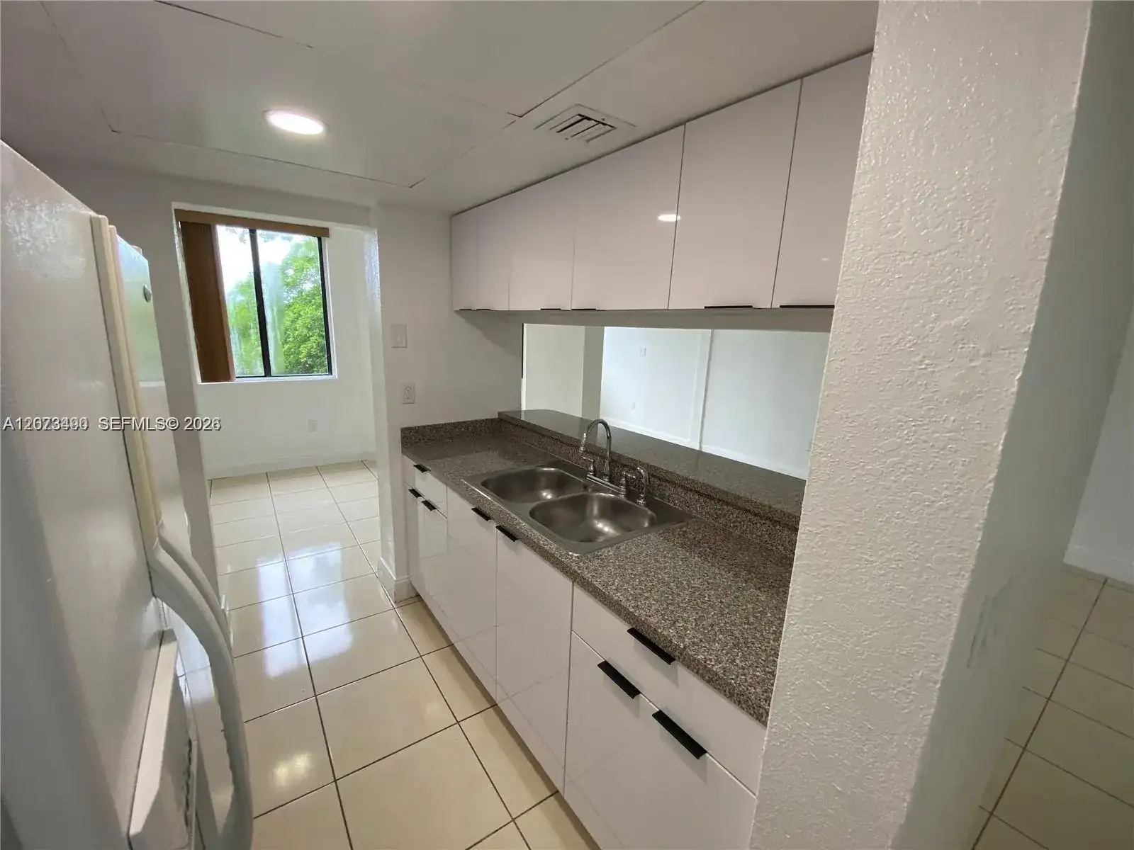 8365 SW 152nd Ave # 416, Miami FL 33193 photo 3