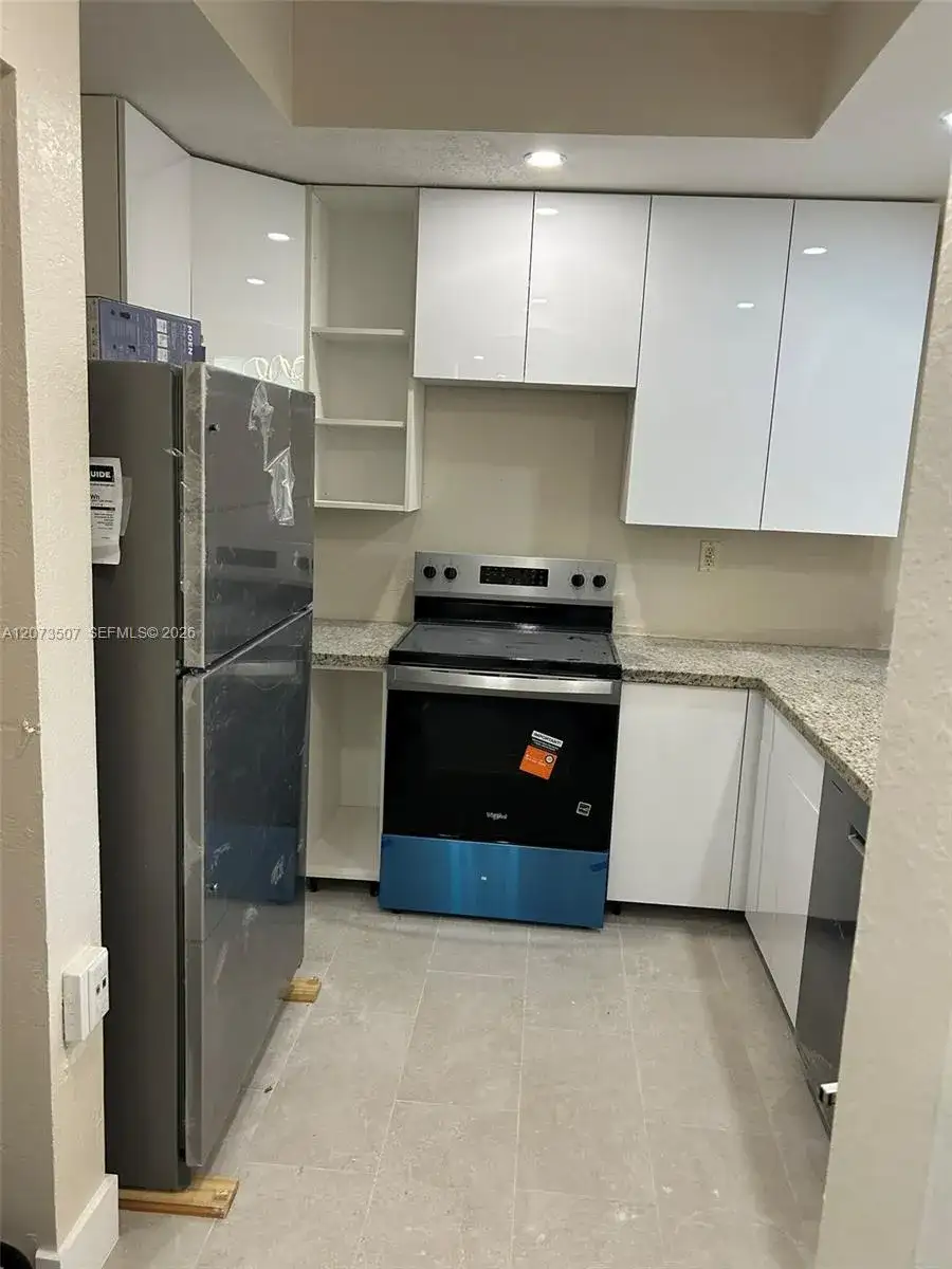 8964 W Flagler St # 209, Miami FL 33174 photo 2