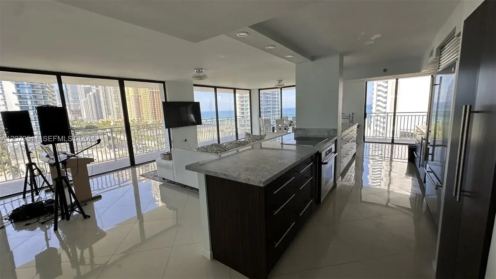 210 174th St # 1119, Sunny Isles Beach FL 33160 photo 2