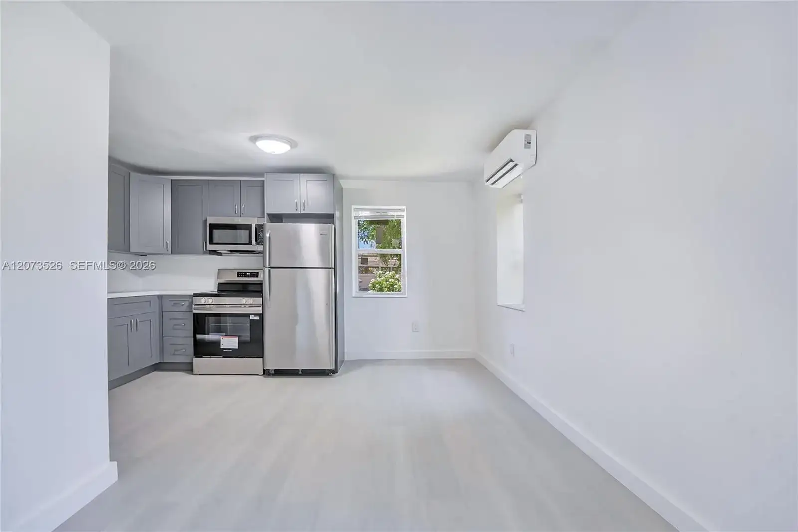769 NW 10th St # 4, Miami FL 33136 photo 2