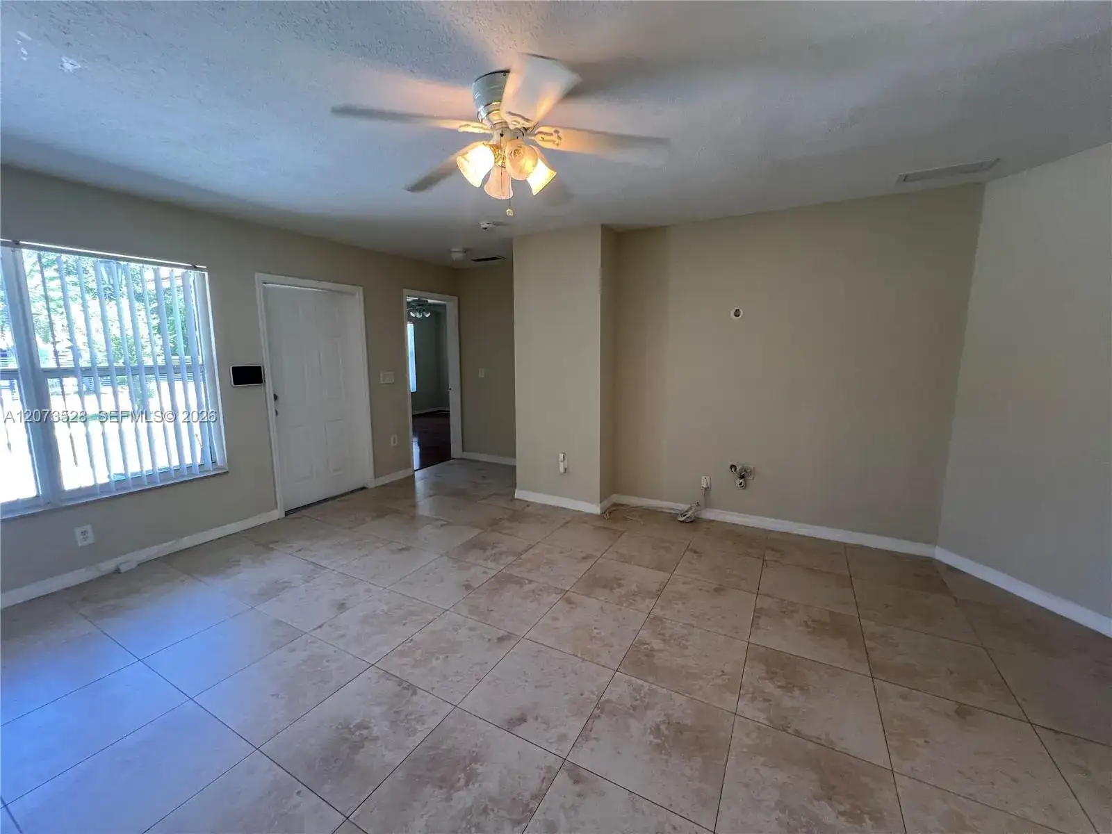 3520 NW 213th Ter, Miami Gardens FL 33056 photo 2