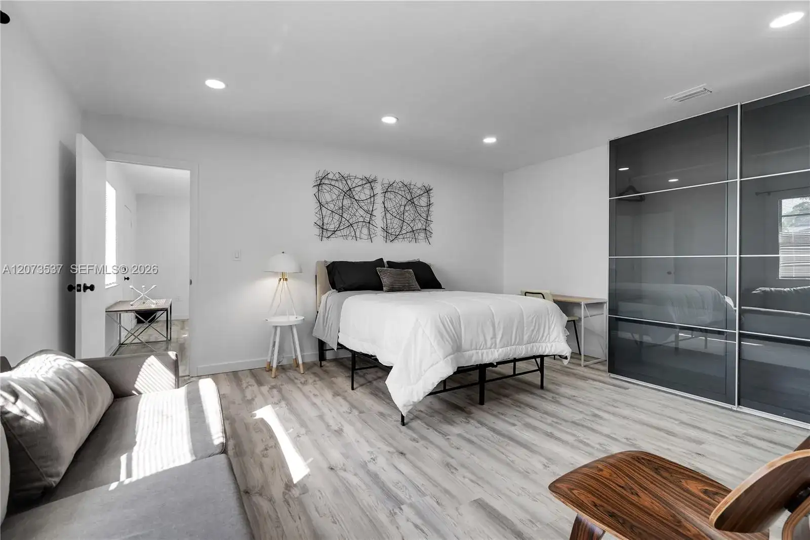 1510 Normandy # B, Miami Beach FL 33141 photo 5