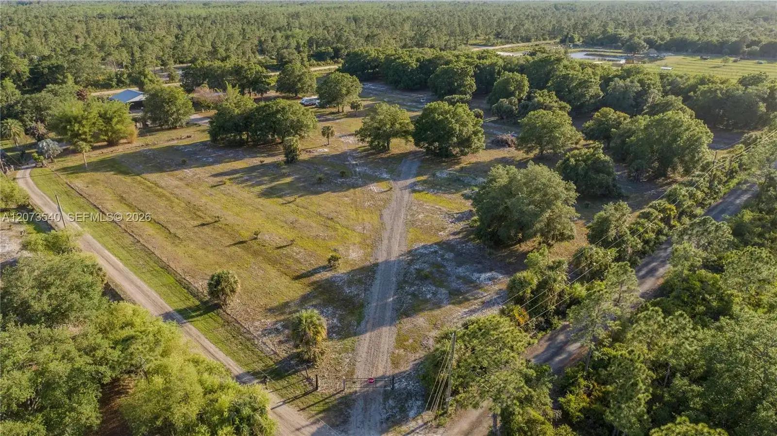 3880 Packinghouse Rd, Other City - In The State Of Florida FL 33920 photo 5