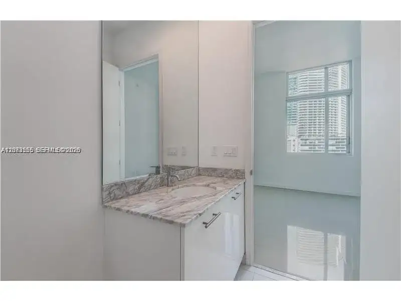 500 Brickell Ave # 1101, Miami FL 33131 photo 5