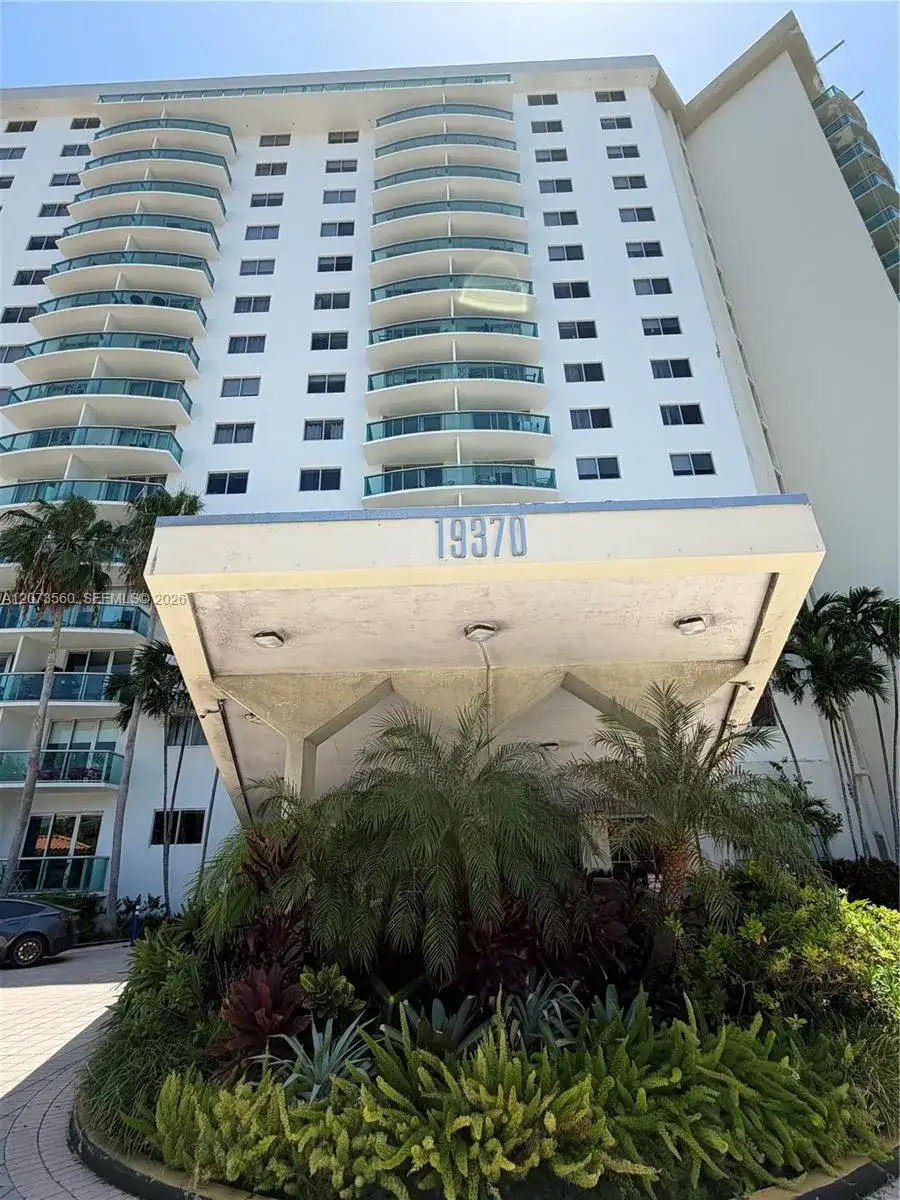 19370 Collins Ave # 1120, Sunny Isles Beach FL 33160 photo 3