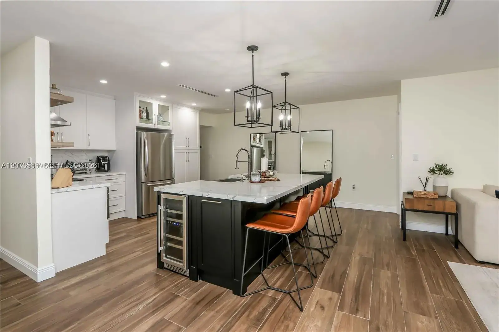 16509 Fox Den Ct, Miami Lakes FL 33014