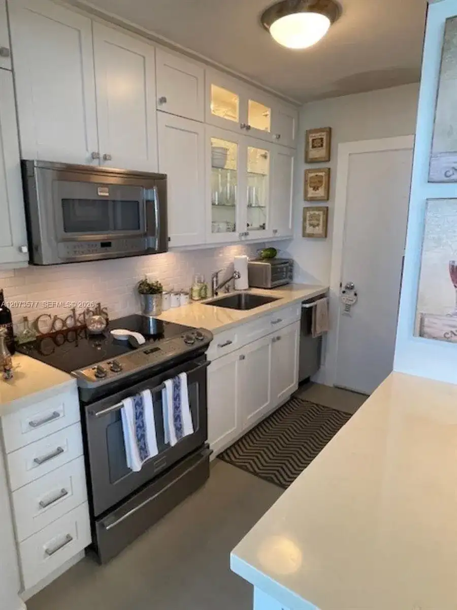 5313 Collins Ave # 404, Miami Beach FL 33140 photo 4