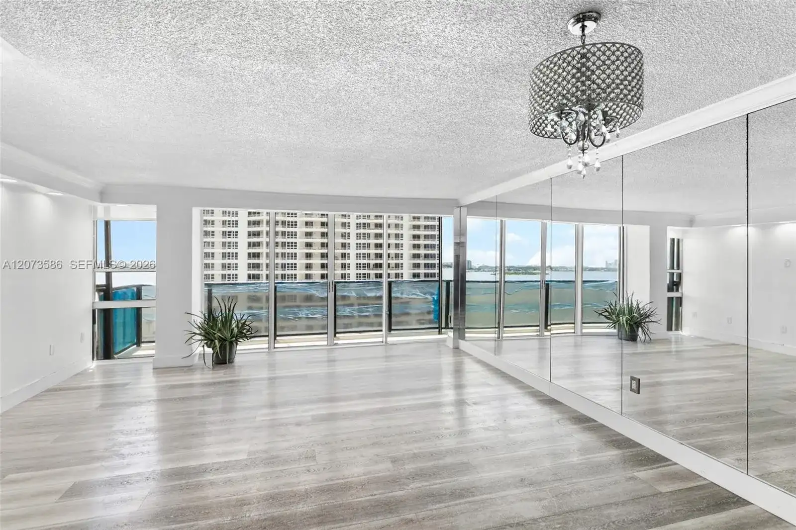 600 NE 36th St # 1404, Miami FL 33137 photo 3