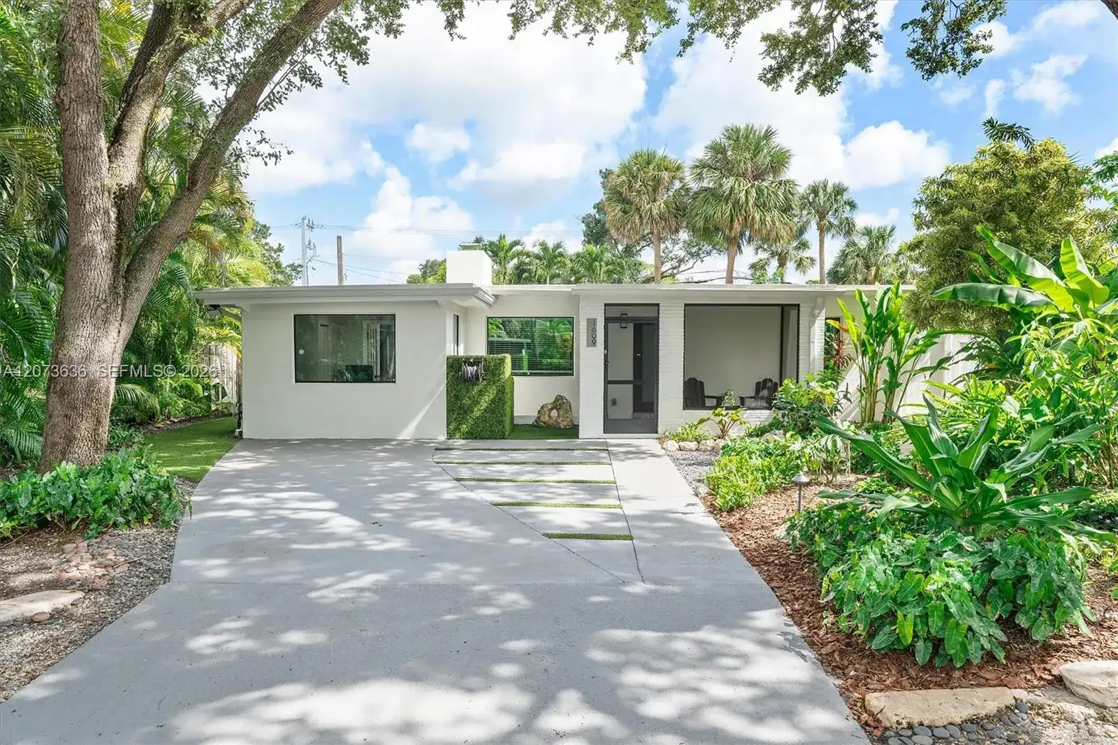 1609 SW 12th Ct, Fort Lauderdale FL 33312 photo 2