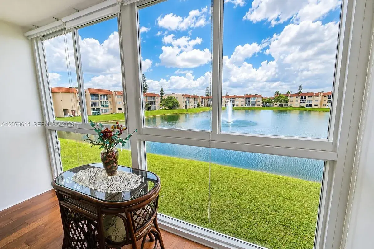 2801 N Pine Island Rd # 208, Sunrise FL 33322