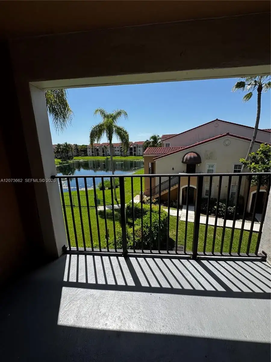 2173 Renaissance Blvd # 306, Miramar FL 33025 photo 2